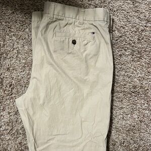 Tommy Hilfiger Men's Khaki Chinos